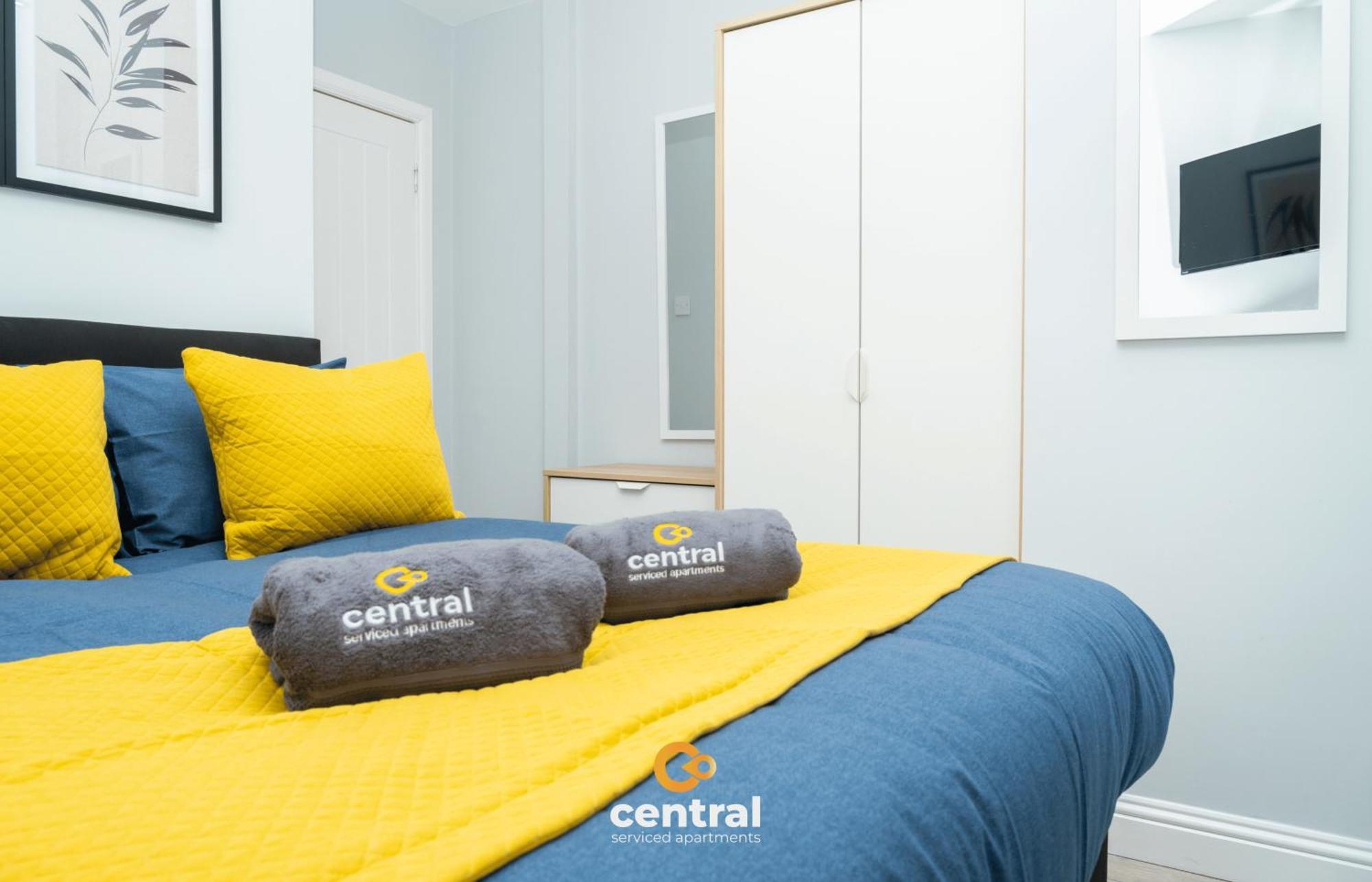 Central Serviced Apartments - 2 Bedroom - Ground Floor - Monthly & Weekly Bookings Welcome - Free Street Parking - 2 Double Beds - Wifi - Smart Tvs In Rooms - Fully Equipped - Heating 24-7 - Contractor & Short Stay Favourite ダンディー エクステリア 写真
